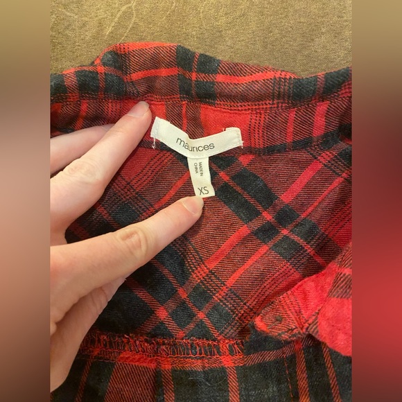 Women’s XS Maurice’s red flannel button up - Picture 2 of 3